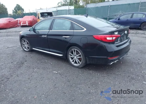 2015 Hyundai Sonata Sport 2.0T z USA, uszkodzony, nr VIN 5NPE34AB7FH153264
